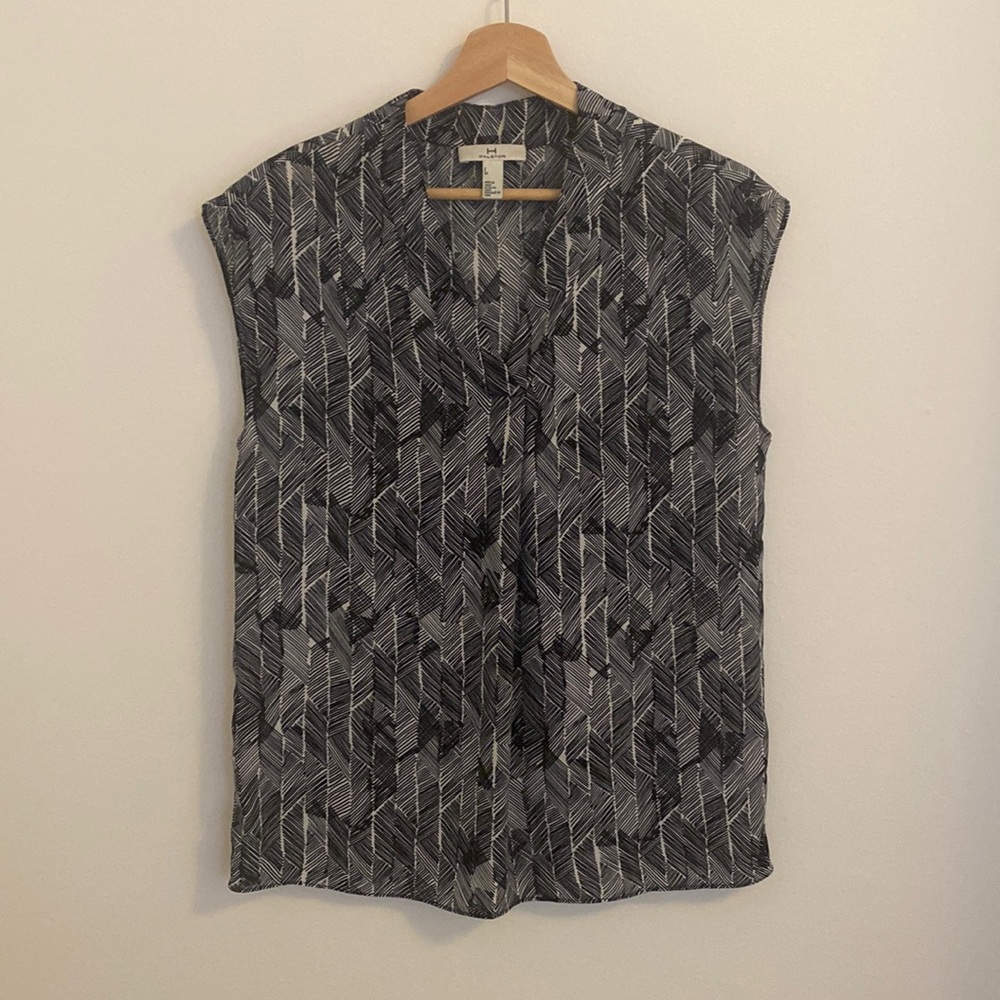 H by Halston Black & White Patterned Blouse